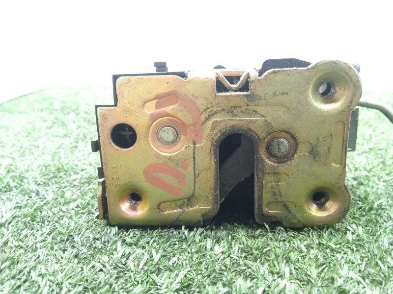 Recambio de cerradura puerta delantera derecha para renault master ii furgoneta (fd) 3.0 dci 140 (hd0s, fd0s, hd1s) referencia O