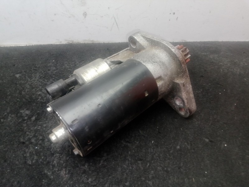 Recambio de motor arranque para volkswagen golf vi (5k1) 1.6 tdi referencia OEM IAM 02Z911024H - 0001153007 BOSCH 