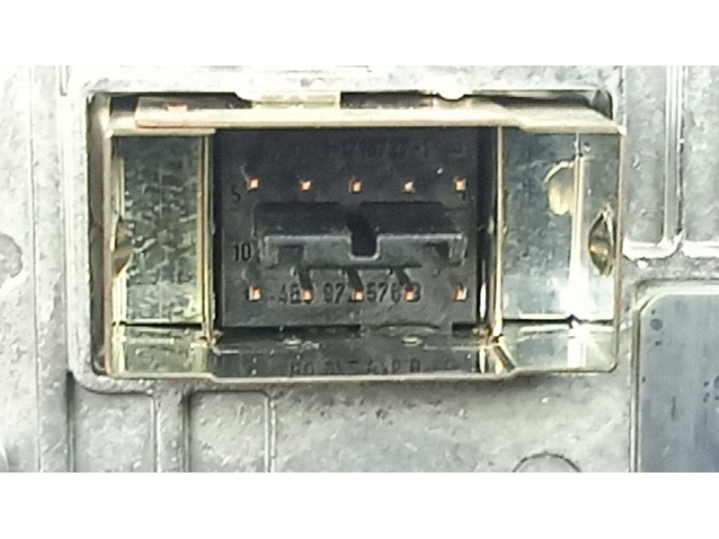 Recambio de pantalla multifuncion para audi q5 (8rb) 2.0 tdi quattro referencia OEM IAM 8T0919603F  PANASONIC