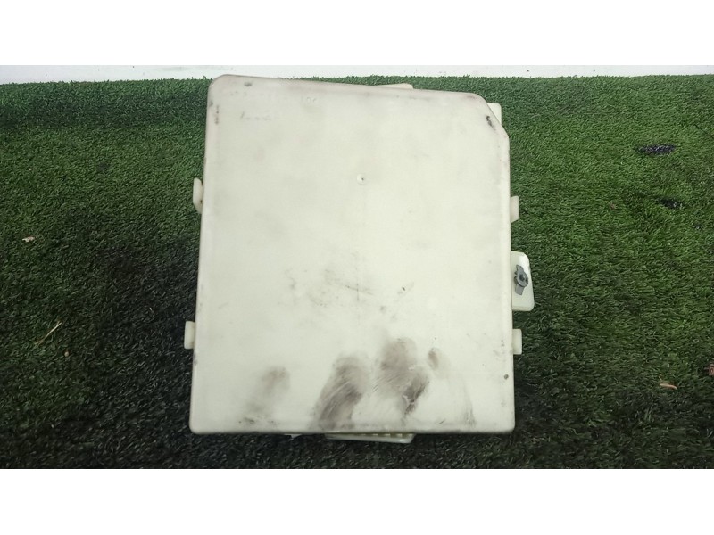 Recambio de caja reles / fusibles para nissan pathfinder iii (r51) 2.5 dci 4wd referencia OEM IAM 284B6EB300  