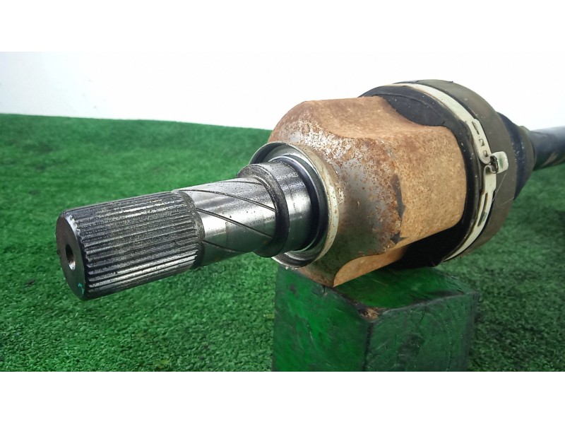 Recambio de transmision delantera izquierda para renault master ii furgoneta (fd) 3.0 dci 140 (hd0s, fd0s, hd1s) referencia OEM 