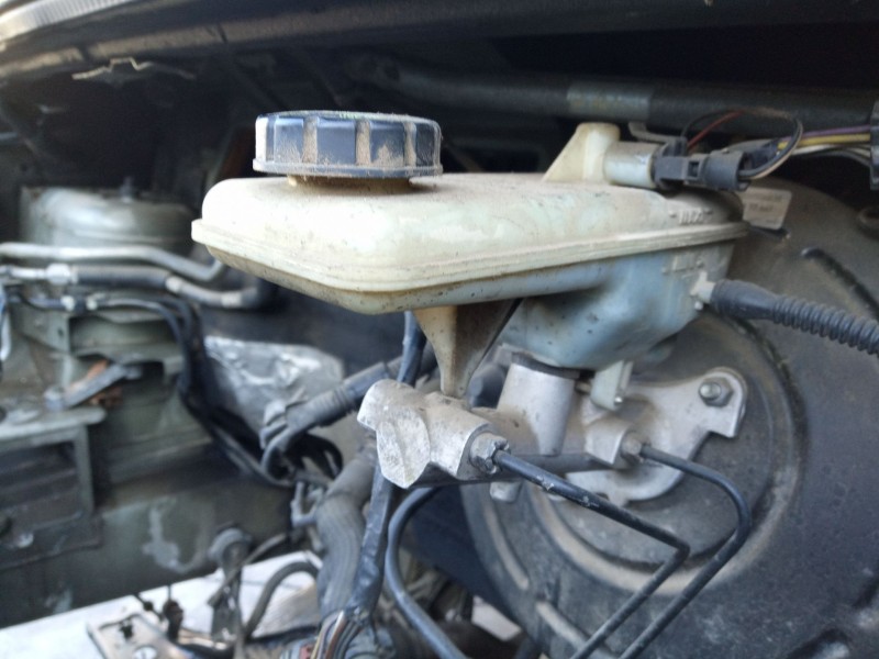 Recambio de bomba freno para renault trafic ii furgoneta (fl) 2.0 dci 115 (fl01, fl0u) referencia OEM IAM   