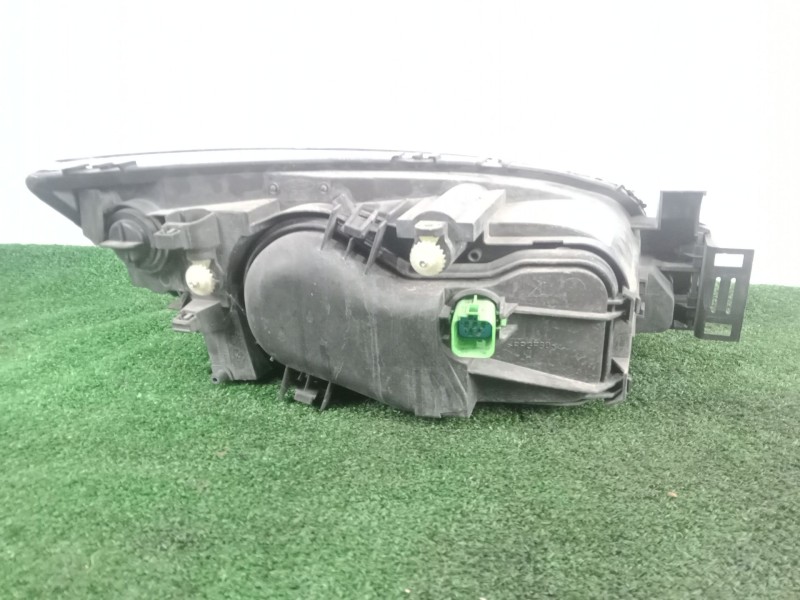 Recambio de faro izquierdo para ford mondeo iii (b5y) 2.0 tdci referencia OEM IAM 1305630363 00-07 