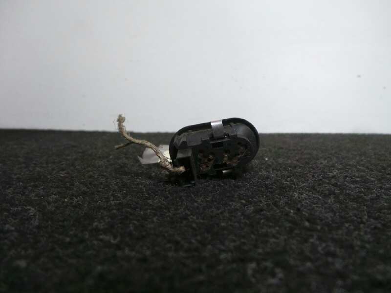 Recambio de mando elevalunas delantero derecho para opel zafira a 1.6 16v referencia OEM IAM   4 PINES