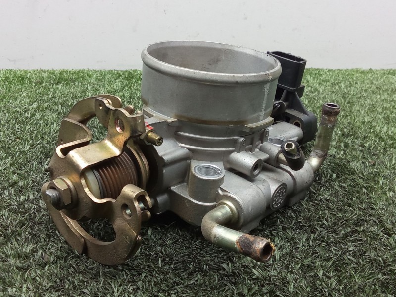 Recambio de caja mariposa para nissan primera (p10) 2.0 i referencia OEM IAM RTL6019 - 4X05 3.PINES HITACHI