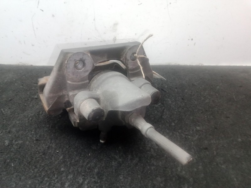 Recambio de pinza freno trasera derecha para bmw serie 7 (e65/e66) 3.0 turbodiesel cat referencia OEM IAM .  