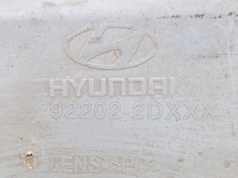 Recambio de faro antiniebla derecho para hyundai elantra iii sedán (xd) 1.6 referencia OEM IAM 922022D H3 