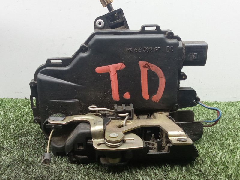 Recambio de cerradura puerta trasera derecha para seat leon (1m1) 1.9 tdi referencia OEM IAM  ELECTRICA - 6.PINES 