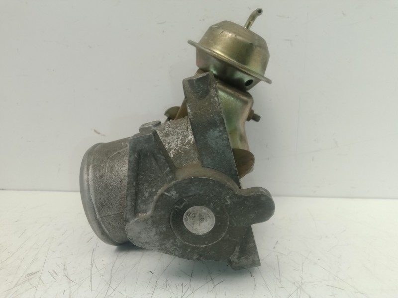 Recambio de caja mariposa para toyota avensis berlina (t 22) 2.0 turbodiesel cat referencia OEM IAM 64020 - 0111  