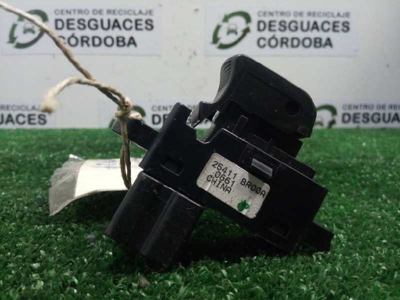 Recambio de mando elevalunas trasero derecho para nissan qashqai+2 (jj10) 1.5 turbodiesel cat referencia OEM IAM 25411BR00A  