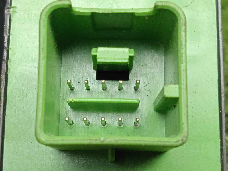 Recambio de mando elevalunas delantero izquierdo para seat leon (1p1) 1.9 tdi referencia OEM IAM 1P0959857 4.BOTONES 