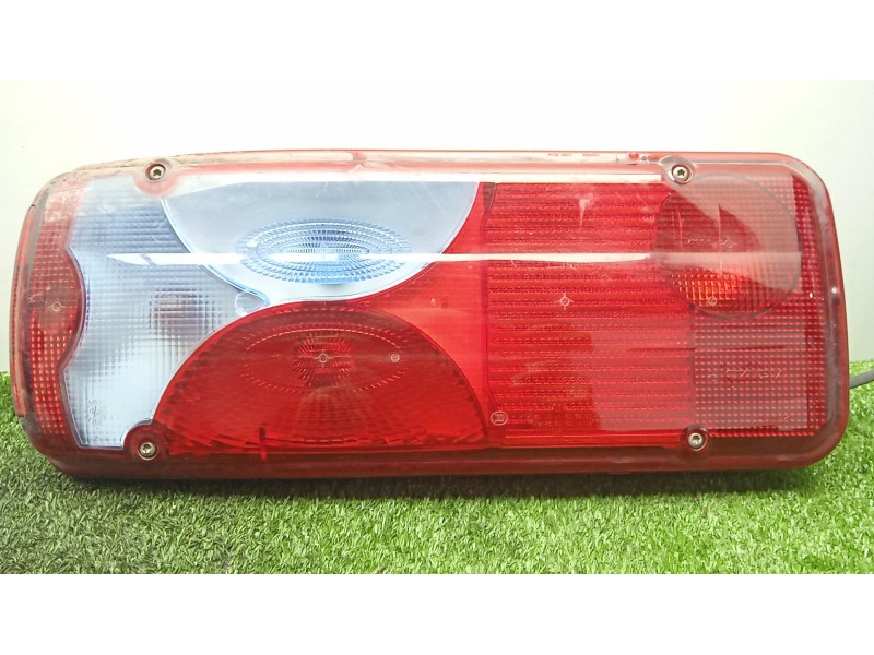 Recambio de piloto trasero derecho para man tg - l 12.xxx 7.0 referencia OEM IAM SIN REFERENCIA  