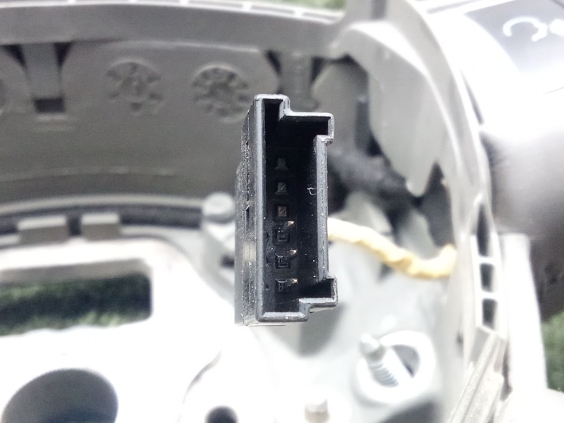 Recambio de volante para audi q5 (8rb) 2.0 tdi quattro referencia OEM IAM 8R0419091SXBC MULTIFUNCION CUERO