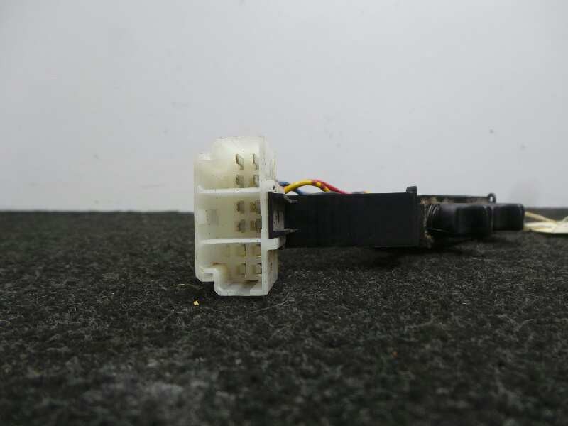Recambio de mando elevalunas delantero derecho para nissan primera berl./familiar (p10/w10) 2.0 16v cat referencia OEM IAM   2.B
