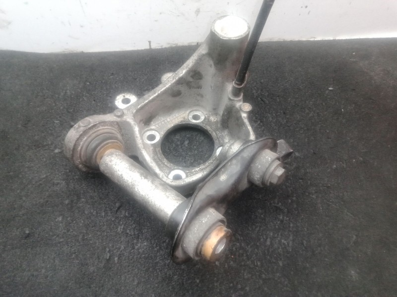 Recambio de mangueta trasera derecha para bmw serie 7 (e65/e66) 3.0 turbodiesel cat referencia OEM IAM . ALUMINIO 