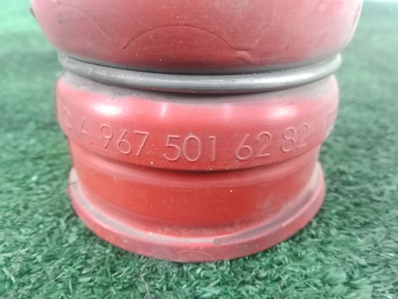 Recambio de tubo presion turbocompresor para mercedes-benz atego 1321 ls 4x2 referencia OEM IAM A9675016282 FLEXIBLE 