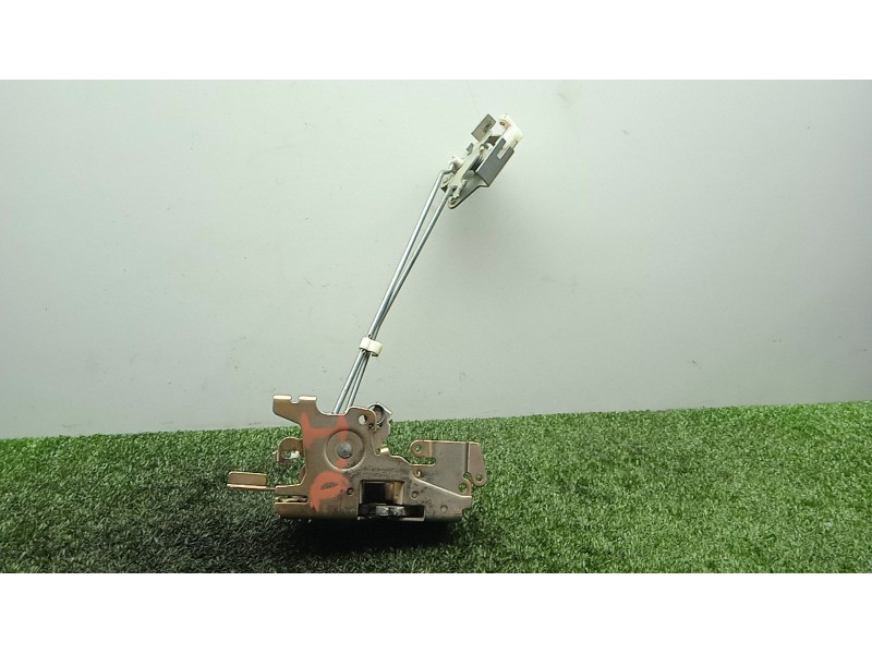 Recambio de cerradura puerta delantera izquierda para mercedes-benz atego 1321 ls 4x2 referencia OEM IAM SIN REFERENCIA  