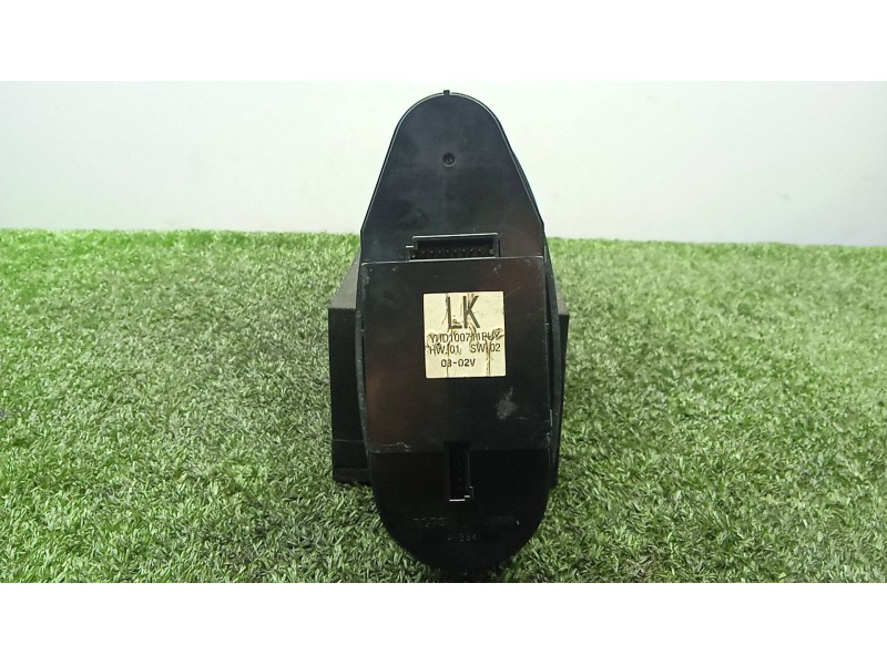 Recambio de mando elevalunas delantero izquierdo para rover 75 (rj) 2.0 cdti referencia OEM IAM YUD100711PUY 4.PINES 