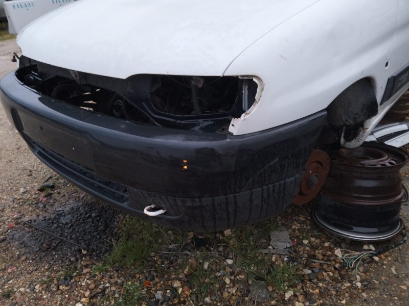 Recambio de paragolpes delantero para citroën berlingo 1.9 d referencia OEM IAM   