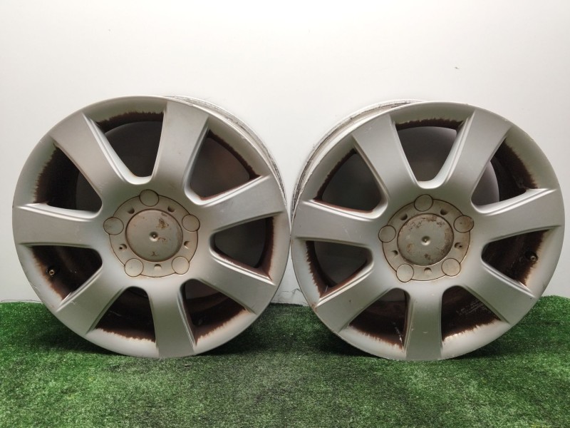 Recambio de juego llantas para seat altea (5p1) 2.0 tdi 16v referencia OEM IAM 5P0601025B  16´´PULGADAS