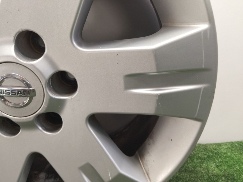 Recambio de llanta para nissan pathfinder iii (r51) 2.5 dci 4wd referencia OEM IAM  17´´PULGADAS 