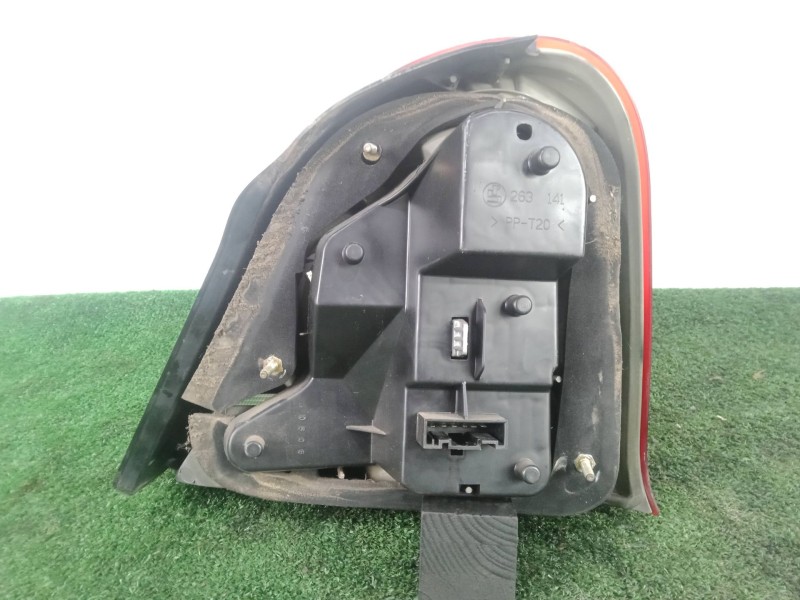 Recambio de piloto trasero izquierdo para rover 75 (rj) 2.0 cdti referencia OEM IAM SIN REFERENCIA 4.PUERTAS - 6.PINES 
