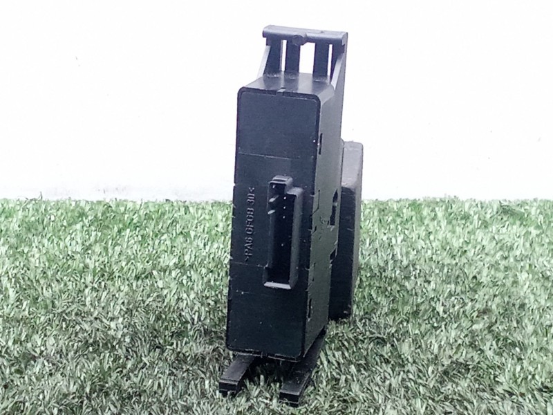 Recambio de mando elevalunas delantero izquierdo para bmw 3 (e46) 318 i referencia OEM IAM 61318381510 4.PINES 