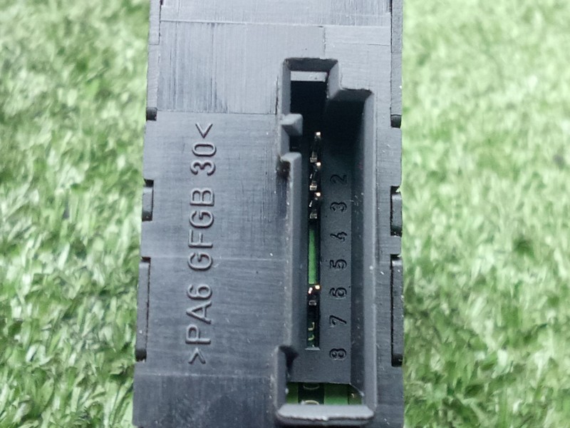 Recambio de mando elevalunas delantero izquierdo para bmw 3 (e46) 318 i referencia OEM IAM 61318381510 4.PINES 