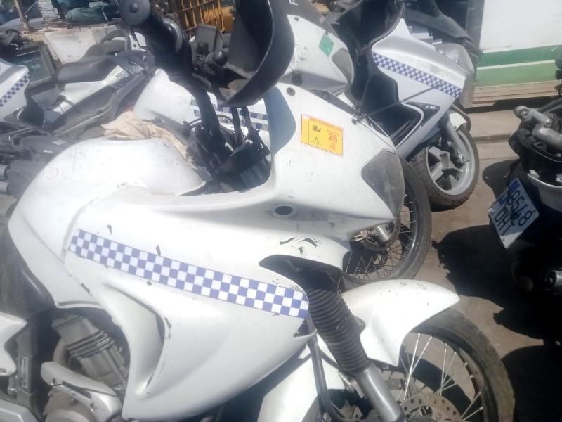 Recambio de carenado derecho para honda xl xl 650 v transalp (rd11) referencia OEM IAM   