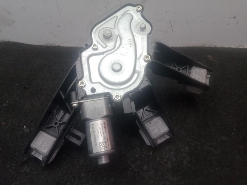 Recambio de motor limpia trasero para peugeot 308 ii (lb_, lp_, lw_, lh_, l3_) 1.6 hdi / bluehdi 115 referencia OEM IAM 96776805