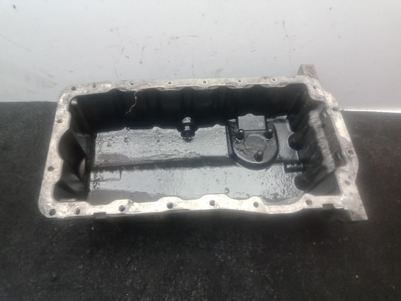 Recambio de carter para seat leon (1p1) 1.9 tdi referencia OEM IAM 038103603AG  