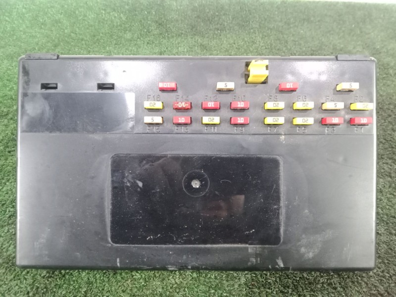 Recambio de caja reles / fusibles para iveco eurocargo 100e18 e5 referencia OEM IAM 5801926285 - 0288734 IBC3BL - 24V MAGNA