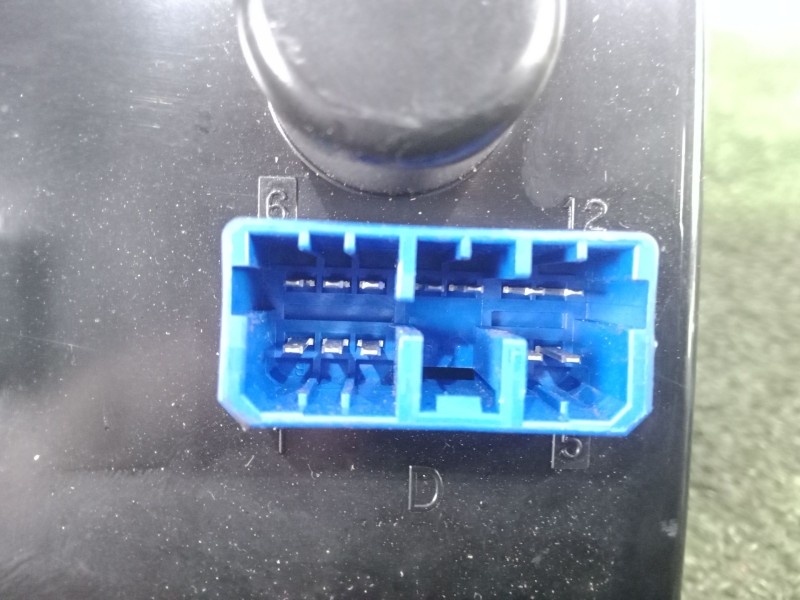 Recambio de caja reles / fusibles para iveco eurocargo 100e18 e5 referencia OEM IAM 5801926285 - 0288734 IBC3BL - 24V MAGNA