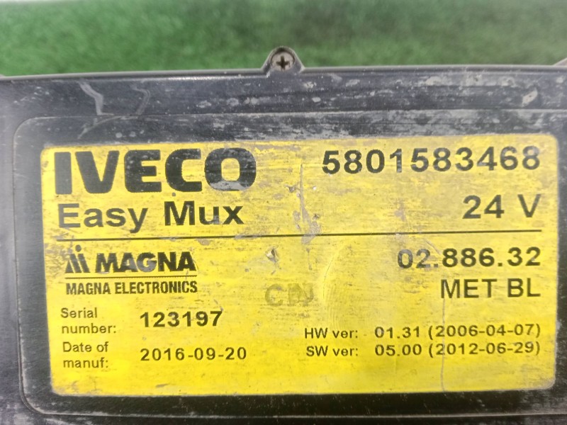 Recambio de centralita motor uce para iveco eurocargo 100e18 e5 referencia OEM IAM 5801583468 - 0288632 METBL - 24V MAGNA