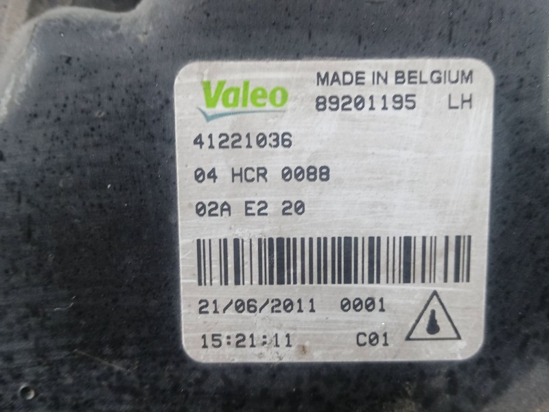 Recambio de faro izquierdo para iveco eurocargo 100e18 e5 referencia OEM IAM 41221036 - 89201195 H7+H7 - 24V VALEO