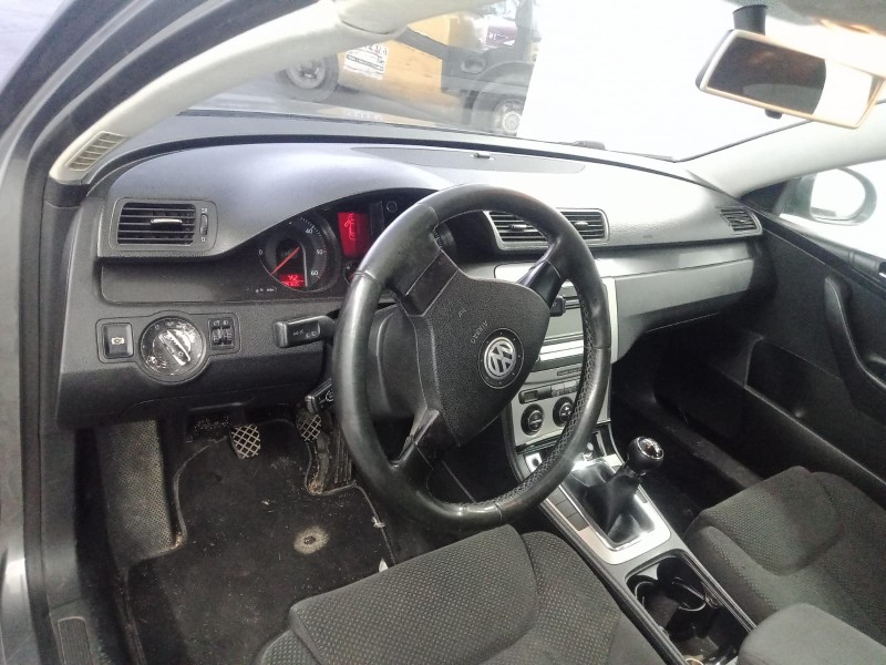 volkswagen passat b6 (3c2) del año 2005