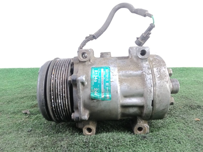 Recambio de compresor aire acondicionado para iveco eurocargo 100e18 e5 referencia OEM IAM SD7H158276 8.CANALES - 24V SANDEN