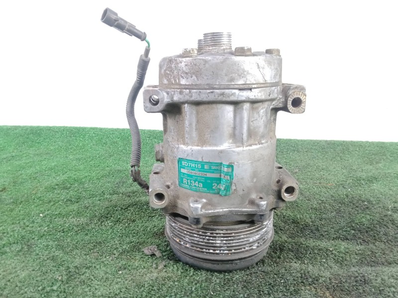Recambio de compresor aire acondicionado para iveco eurocargo 100e18 e5 referencia OEM IAM SD7H158276 8.CANALES - 24V SANDEN