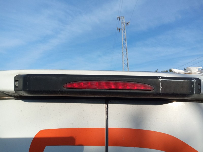 Recambio de luz central de freno para iveco daily vi furgoneta 33s14, 35s14, 35c14 referencia OEM IAM   
