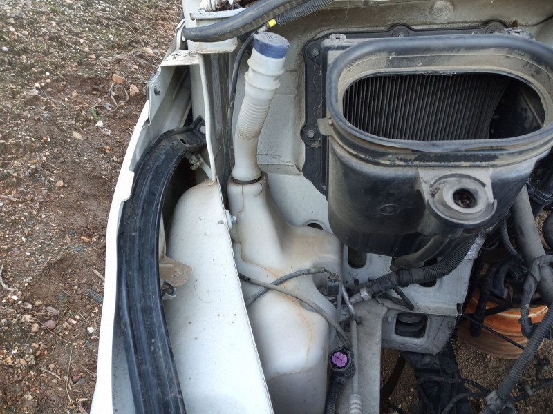 Recambio de deposito limpia para iveco daily vi furgoneta 33s14, 35s14, 35c14 referencia OEM IAM   