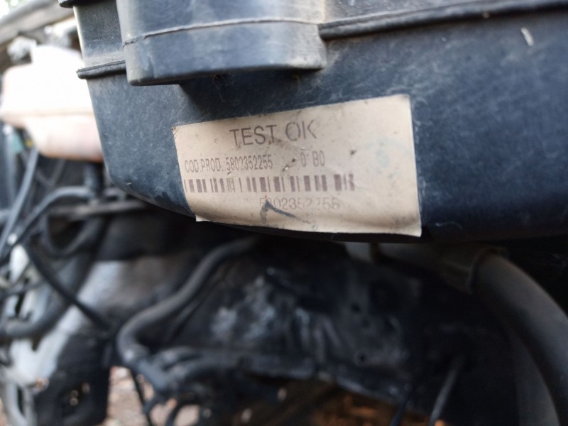 Recambio de caja reles / fusibles para iveco daily vi furgoneta 33s14, 35s14, 35c14 referencia OEM IAM   