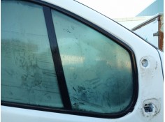 Recambio de luna custodia delantera derecha para renault trafic ii furgoneta (fl) 2.0 dci 115 (fl01, fl0u) referencia OEM IAM   