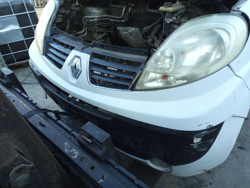 Recambio de paragolpes delantero para renault trafic ii furgoneta (fl) 2.0 dci 115 (fl01, fl0u) referencia OEM IAM   