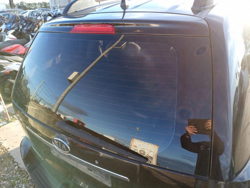 Recambio de luna trasera para kia carnival / grand carnival iii (vq) 2.9 crdi referencia OEM IAM   