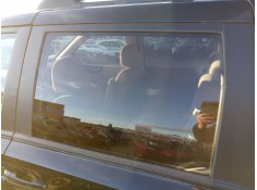 Recambio de luna trasera izquierda para kia carnival / grand carnival iii (vq) 2.9 crdi referencia OEM IAM   