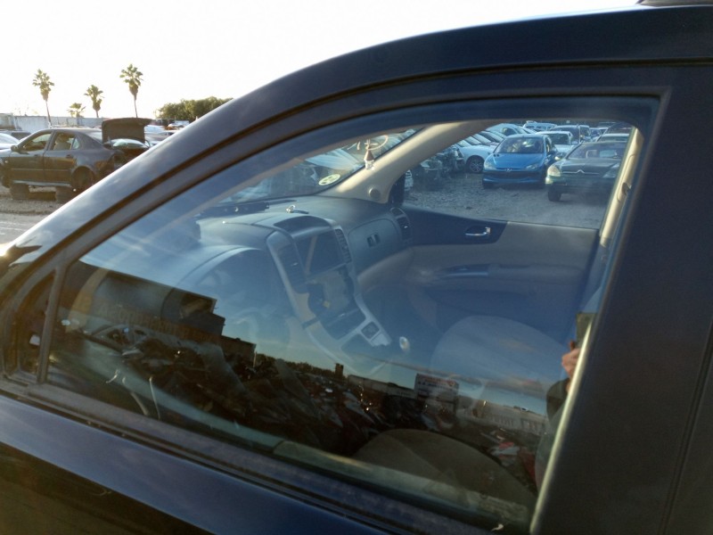 Recambio de luna delantera izquierda para kia carnival / grand carnival iii (vq) 2.9 crdi referencia OEM IAM   