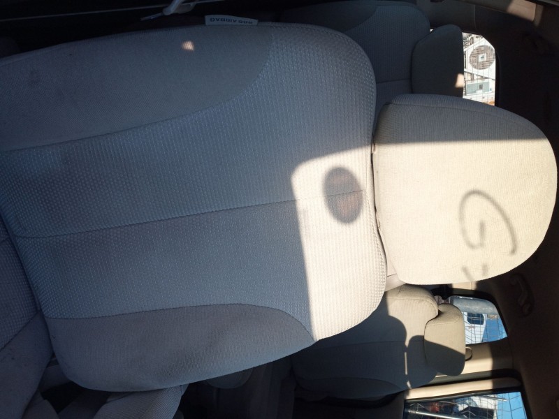 Recambio de asiento delantero derecho para kia carnival / grand carnival iii (vq) 2.9 crdi referencia OEM IAM   