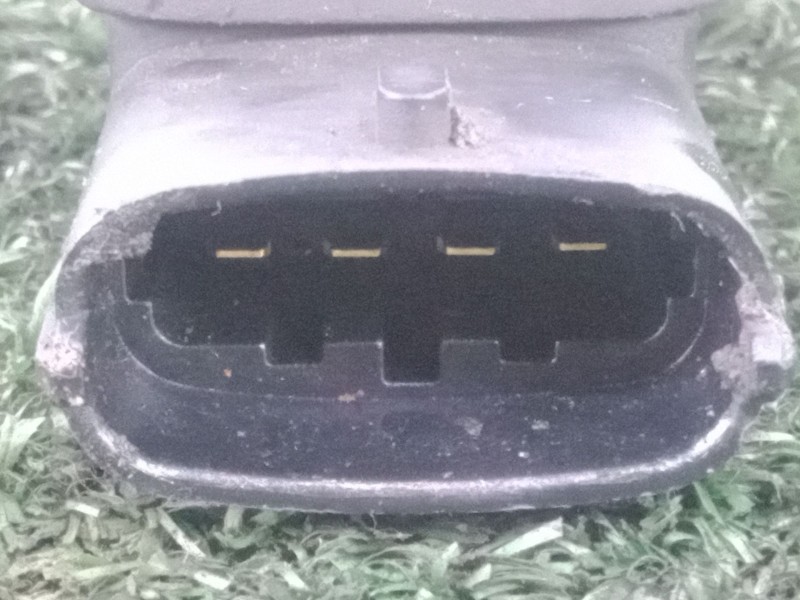 Recambio de caudalimetro para iveco eurocargo 100e18 e5 referencia OEM IAM 504101690 - FR0639 4.PINES HUMIREL