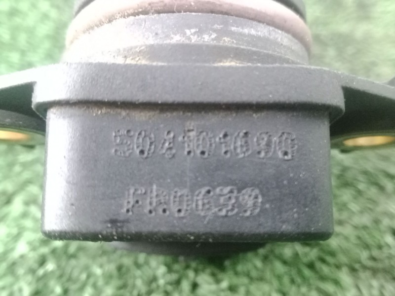 Recambio de caudalimetro para iveco eurocargo 100e18 e5 referencia OEM IAM 504101690 - FR0639 4.PINES HUMIREL