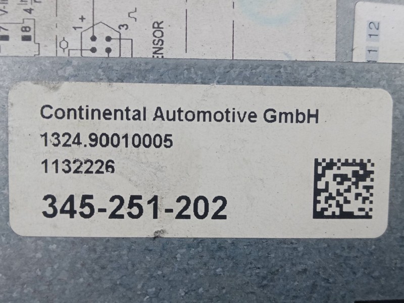 Recambio de tacografo para iveco eurocargo 100e18 e5 referencia OEM IAM 345251202  
